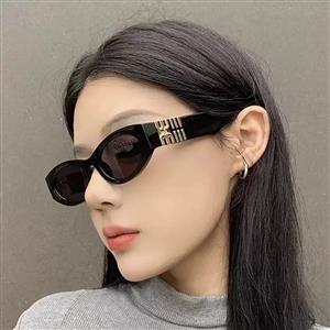 European and American light luxury style cat-eye high-end sunglasses for women 2025 new travel sunscreen and UV protection sunglasses