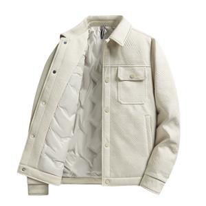 Casual lapels keep warm